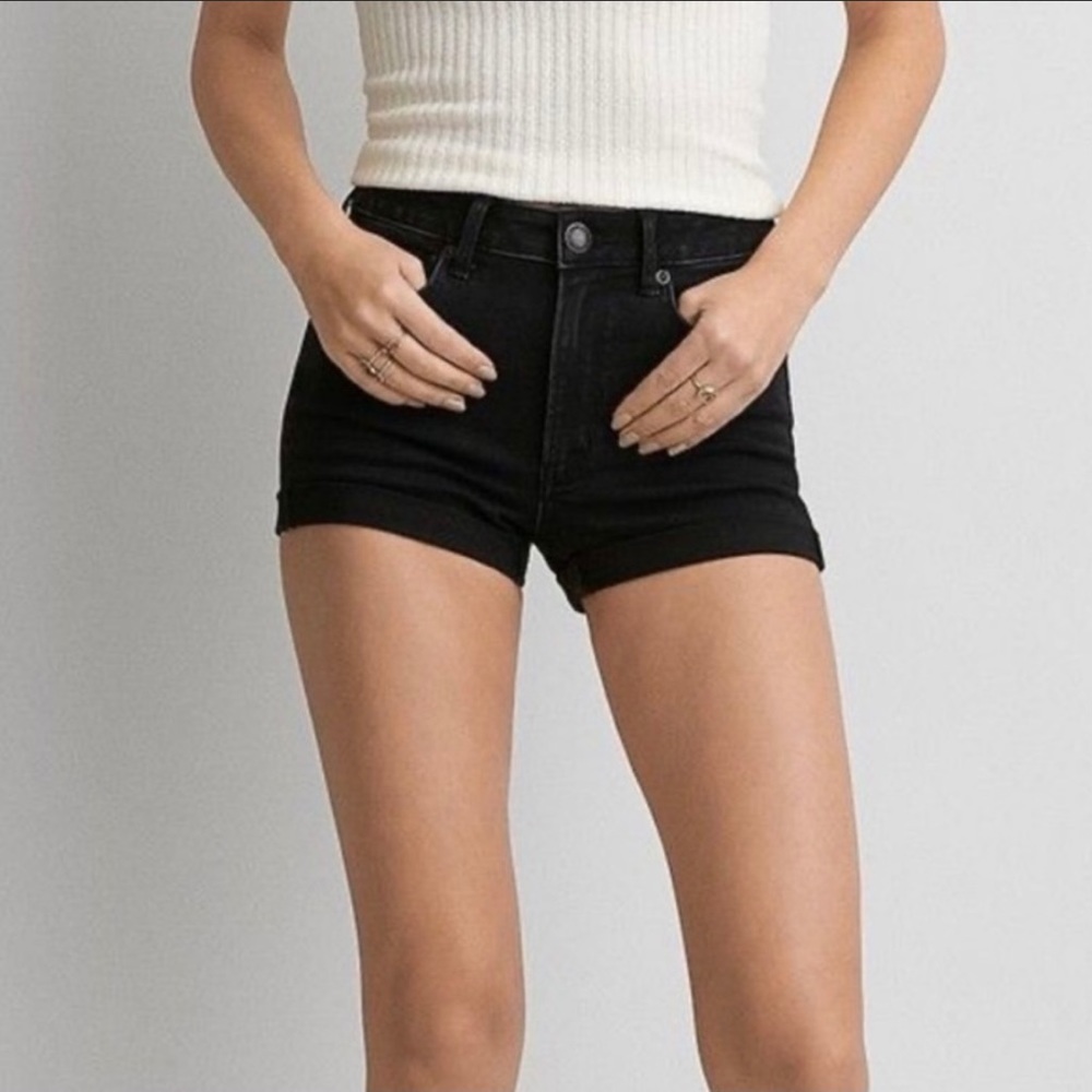 AMERICAN EAGLE NWOT Black Hi-Rise Shortie Jean Shorts Size 6